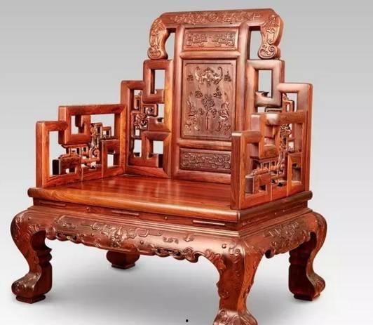 买红木家具看白胚料好吗,白胚料是否为明智之选？